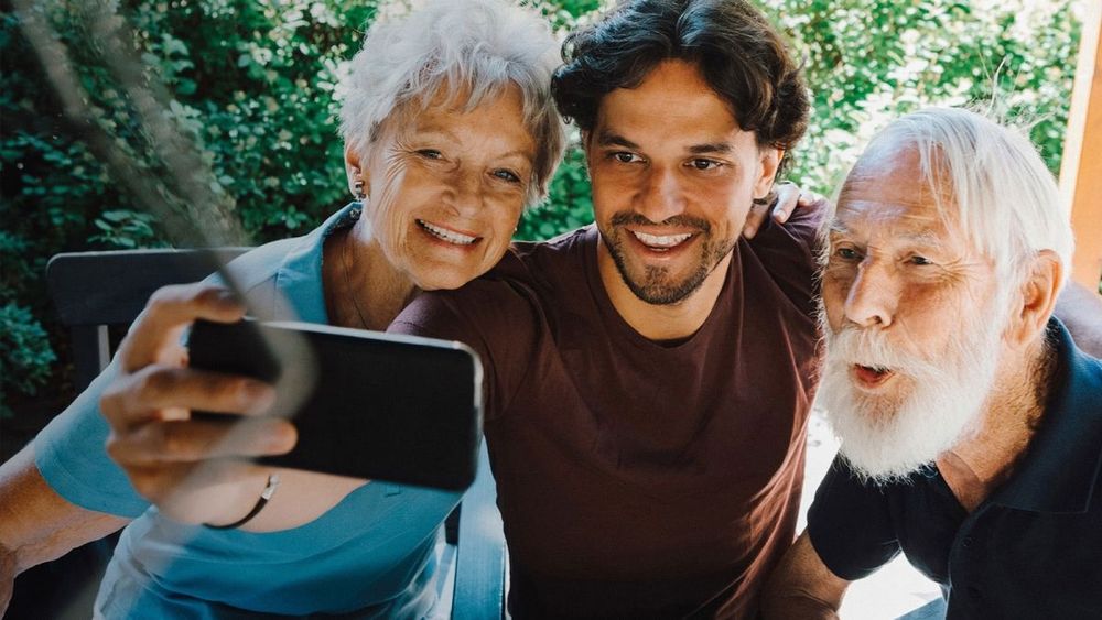 Covid-19 vaksineringslister med telefonnummer for kommuner